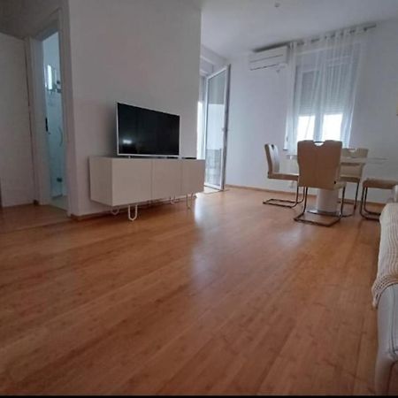 Mary Apartment Zadar Bagian luar foto