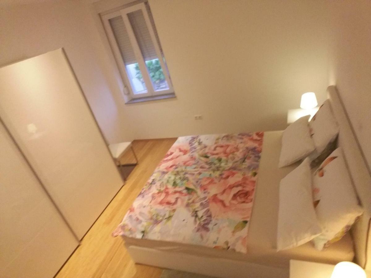 Mary Apartment Zadar Bagian luar foto