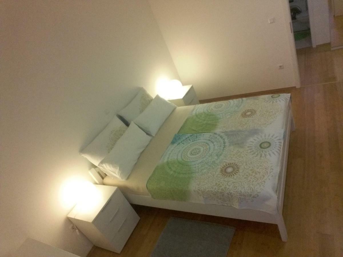 Mary Apartment Zadar Bagian luar foto